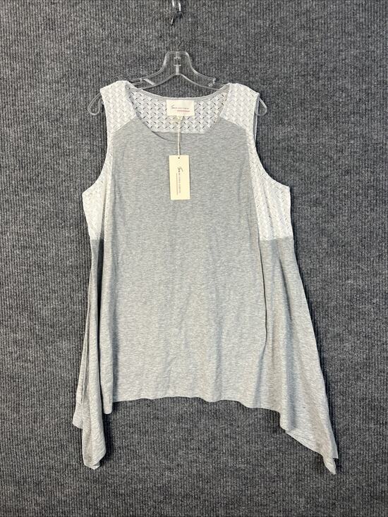 Vince Camuto Tops - Vince Camuto Shirt Womens 2X Gray Lace Trim Sleeveless Asymmetrical Hem Casual
